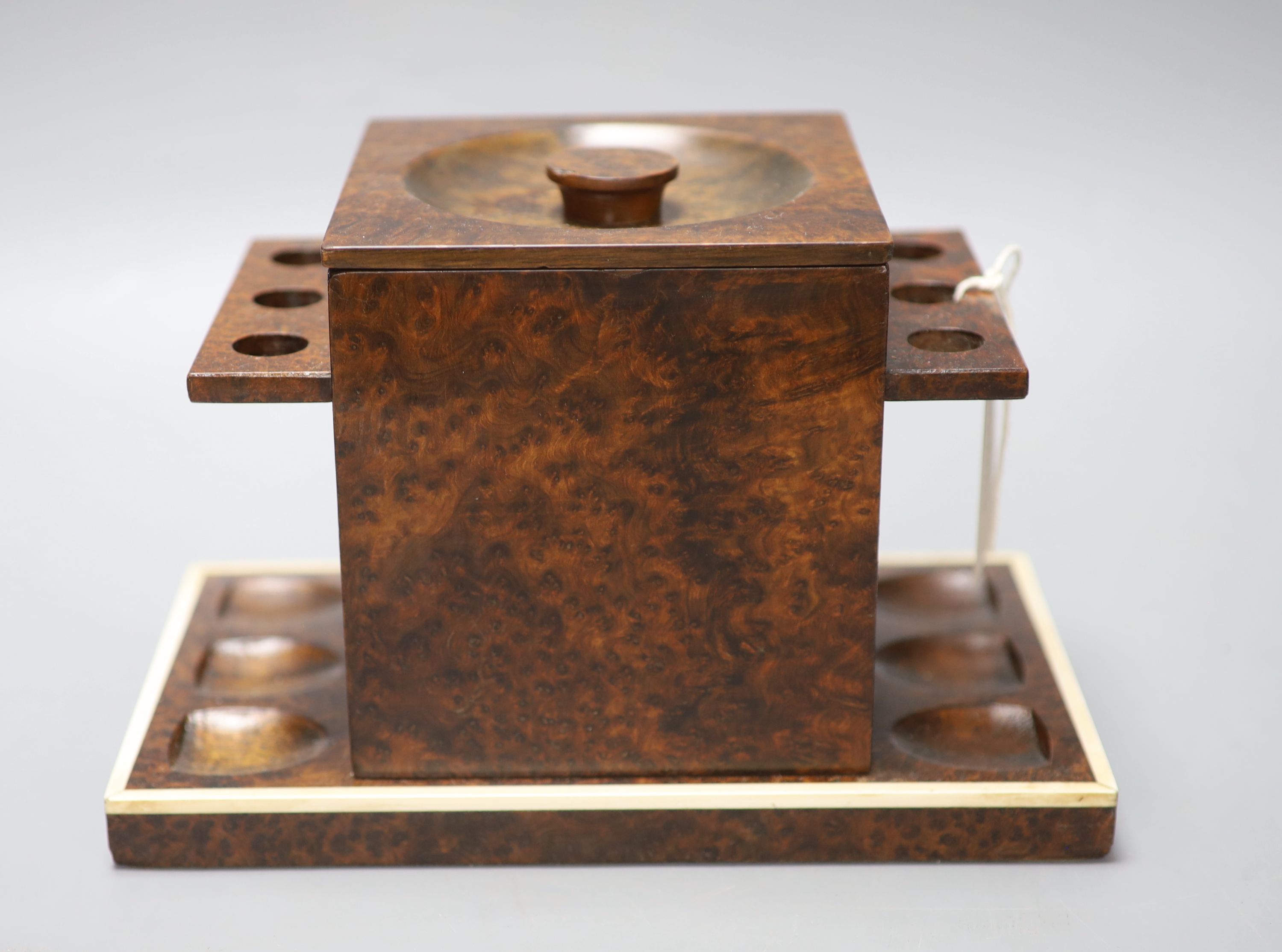 A Burr Briar tobacco pot / pipe rack, length 25cm